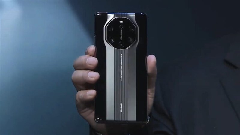 Huawei Mate 40 phiên bản RS Porsche Design