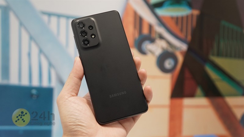 Galaxy A33 5G: Điện thoại Samsung màn hình đẹp, giá tốt quá! Galaxy A33 5G: Điện thoại Samsung màn hình đẹp, giá tốt quá!