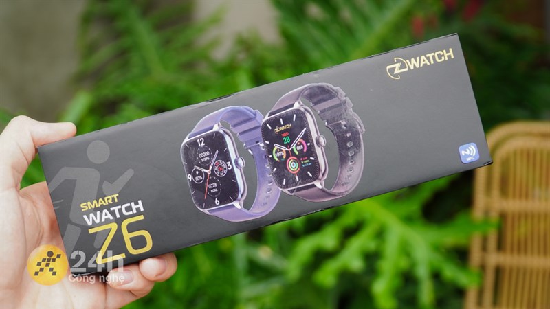 Hộp đựng Zwatch Z6 được thiết kế dạng hình hộp chữ nhật và trực quan Hộp đựng Zwatch Z6 được thiết kế dạng hình hộp chữ nhật và trực quan