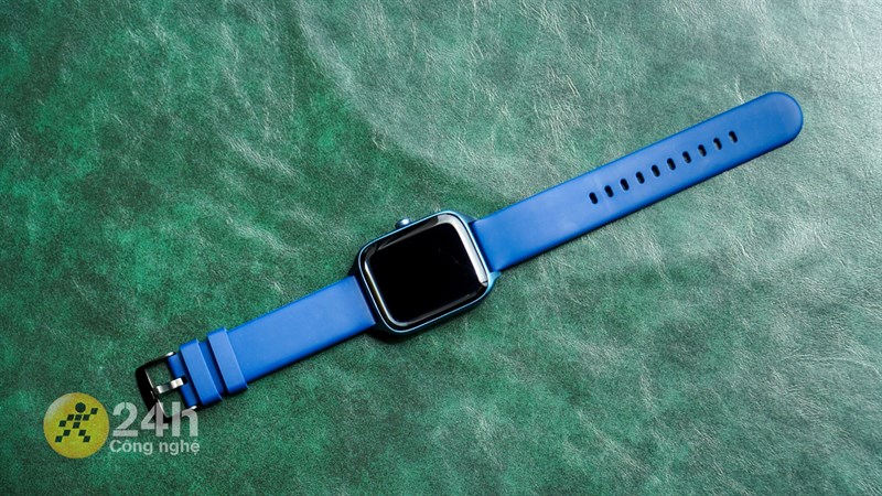 Zwatch Z6 sở hữu thiết kế vuông thời thượng và cá góc xung quanh được tối cắt, gọt mềm mại Zwatch Z6 sở hữu thiết kế vuông thời thượng và cá góc xung quanh được tối cắt, gọt mềm mại