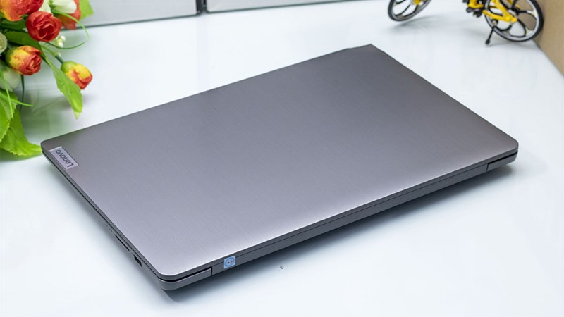 Laptop core i3 từ 8.99 triệu, ưu đãi thêm cho học sinh, sinh viên, giáo viên Laptop core i3 từ 8.99 triệu, ưu đãi thêm cho học sinh, sinh viên, giáo viên
