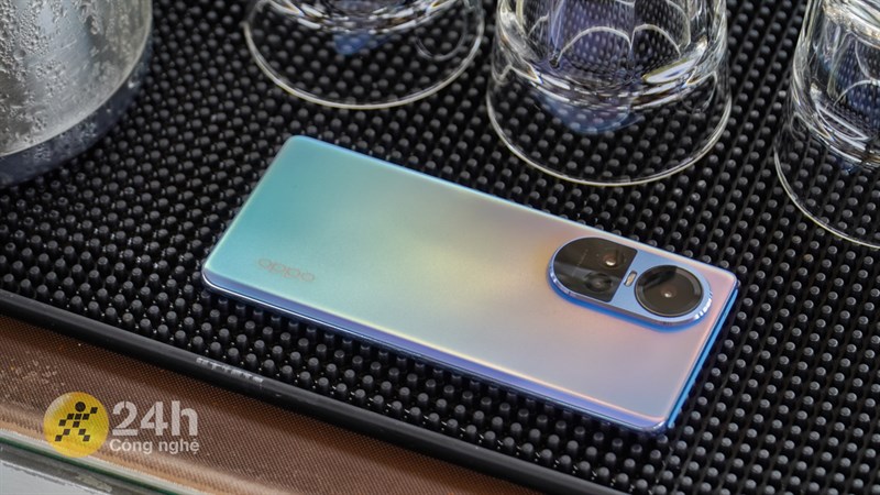 Khả năng chống nước là thứ không thể thiếu trên bộ đôi OPPO Reno mới Khả năng chống nước là thứ không thể thiếu trên bộ đôi OPPO Reno mới