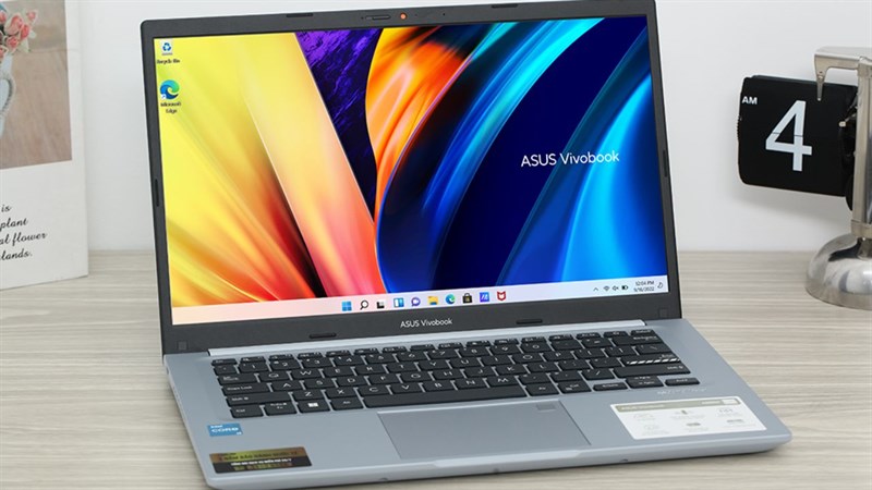 Laptop Asus Vivobook 14 X1402ZA i3