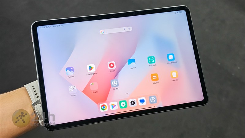 Xiaomi Pad 6 trang bị màn hình lớn và phần viền xung quanh dày đồng đều