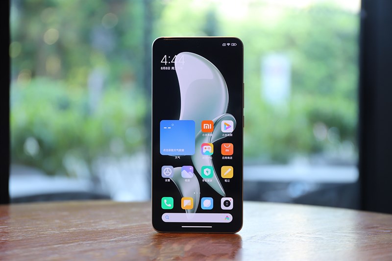 Redmi K70 Extreme được dự đoán sẽ được trang bị màn hình AMOLED rộng 6.7 inch với độ phân giải cao