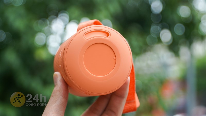 Mặt đáy giúp sản phẩm trụ rất chắc chắn trên mặt phẳng Mặt đáy giúp sản phẩm trụ rất chắc chắn trên mặt phẳng