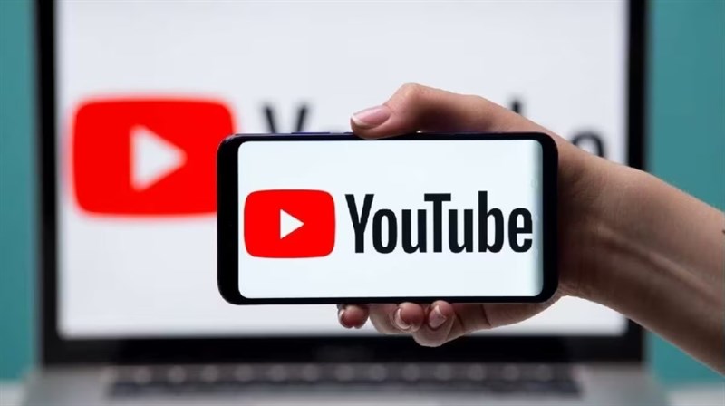 YouTube hiện cũng đang thử nghiệm tính năng gộp nhiều video tải lên trong cùng một 