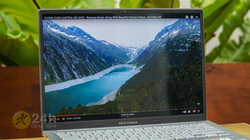 Màn hình của ASUS Vivobook 14X OLED KM006W còn được trang bị rất nhiều công nghệ tiên tiến. Màn hình của ASUS Vivobook 14X OLED KM006W còn được trang bị rất nhiều công nghệ tiên tiến.