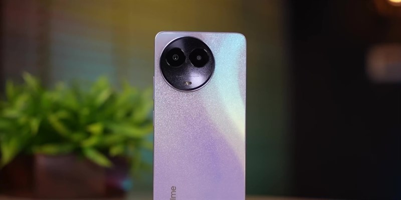 Mặt sau của realme 11x 5G chính là điểm nhấn nổi bật nhất trong thiết kế của sản phẩm. Mặt sau của realme 11x 5G chính là điểm nhấn nổi bật nhất trong thiết kế của sản phẩm.