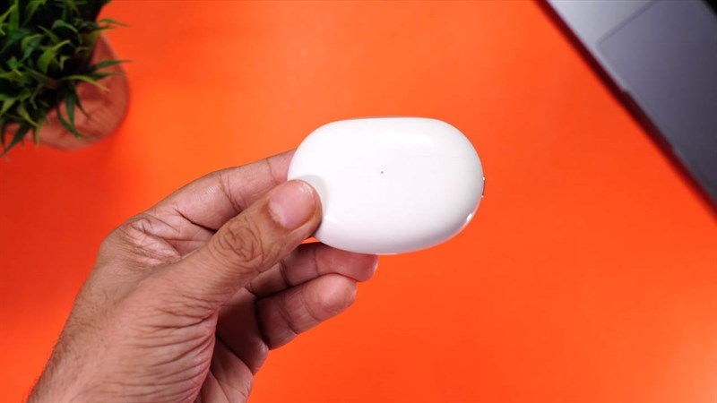 Trên tay realme Buds Air 5 Pro Trên tay realme Buds Air 5 Pro
