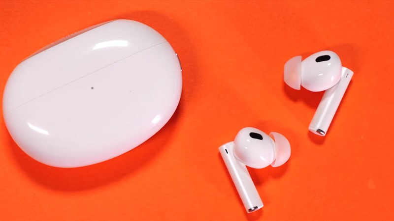 Trên tay realme Buds Air 5 Pro Trên tay realme Buds Air 5 Pro