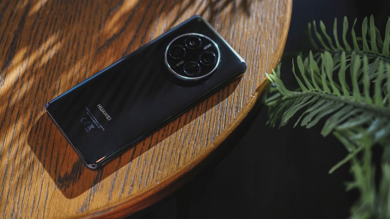 Huawei Mate 60 Pro+ mới đây đã bị tiết lộ có thể sẽ được trang bị RAM 16 GB Huawei Mate 60 Pro+ mới đây đã bị tiết lộ có thể sẽ được trang bị RAM 16 GB