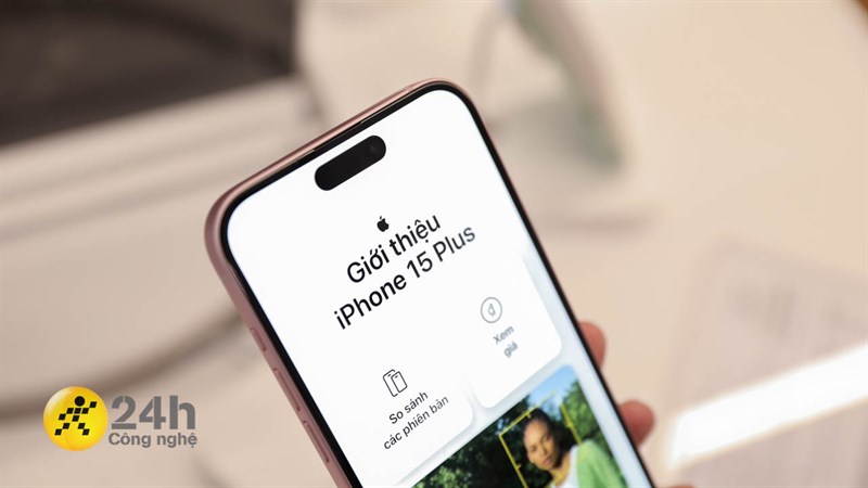 Thêm một thay đổi lớn của iPhone 15 Plus so với thế hệ tiền nhiệm đó chính là sự xuất hiện của tính năng Dynamic Island. Thêm một thay đổi lớn của iPhone 15 Plus so với thế hệ tiền nhiệm đó chính là sự xuất hiện của tính năng Dynamic Island.