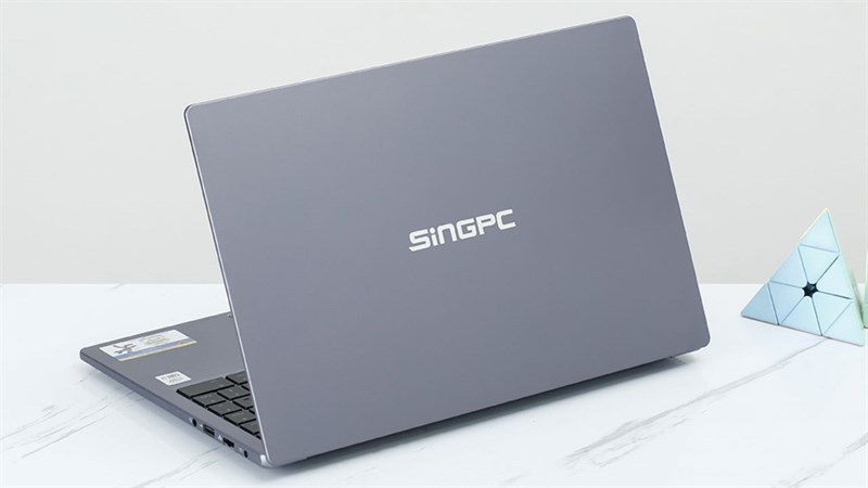 SingPC M16 i7 1065G7