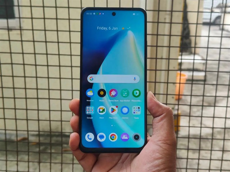Mong rằng màn hình của realme Narzo 70x được thay đổi tư IPS sang tành OLED Mong rằng màn hình của realme Narzo 70x được thay đổi tư IPS sang tành OLED