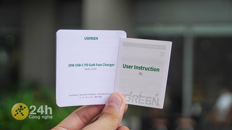 Phụ kiện đi kèm Ugreen Nexode RG 30 W là giấy hướng dẫn sử dụng Phụ kiện đi kèm Ugreen Nexode RG 30 W là giấy hướng dẫn sử dụng