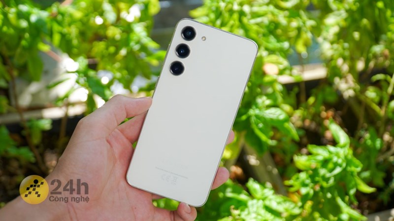Phiên bản FE của Galaxy S23 5G được xác nhận thời gian ra mắt qua trang Amazon Phiên bản FE của Galaxy S23 5G được xác nhận thời gian ra mắt qua trang Amazon