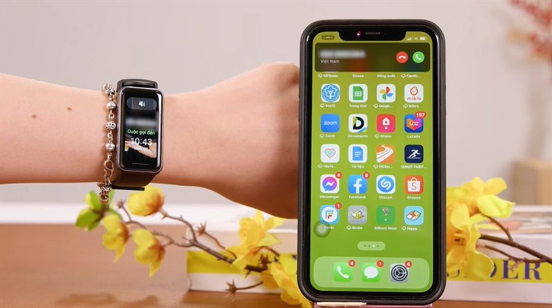 Vòng đeo tay thông minh realme Band 2 Đen Vòng đeo tay thông minh realme Band 2 Đen