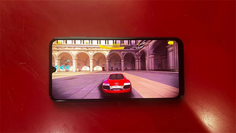 Chơi game thoải mái trên Galaxy M34 5G (Nguồn: IndiaToday)