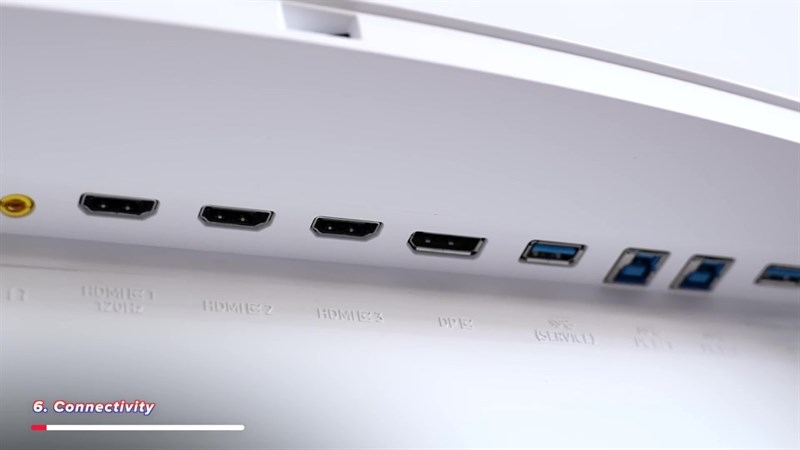 Odyssey Neo G9 sở hữu các cổng kết nối thông dụng. Odyssey Neo G9 sở hữu các cổng kết nối thông dụng.