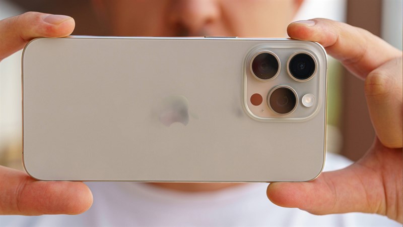 iPhone 15 Pro Max được trang bị vi xử lý Apple A17 Pro mạnh mẽ