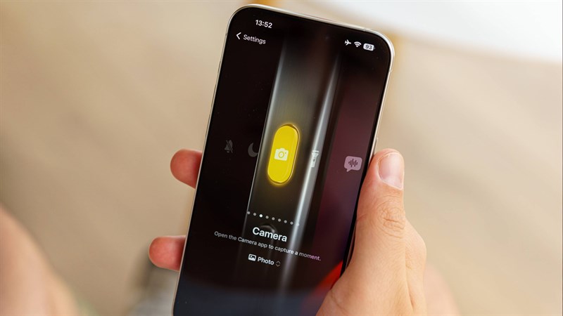 Bạn có thể thiết lập các tính năng cho nút Action trên iPhone 15 Pro Max