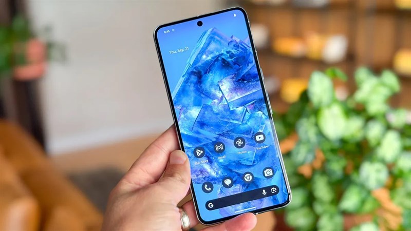 Google Pixel 8 Pro mang lại trải nghiệm sử dụng mượt mà với dung lượng RAM 12 GB