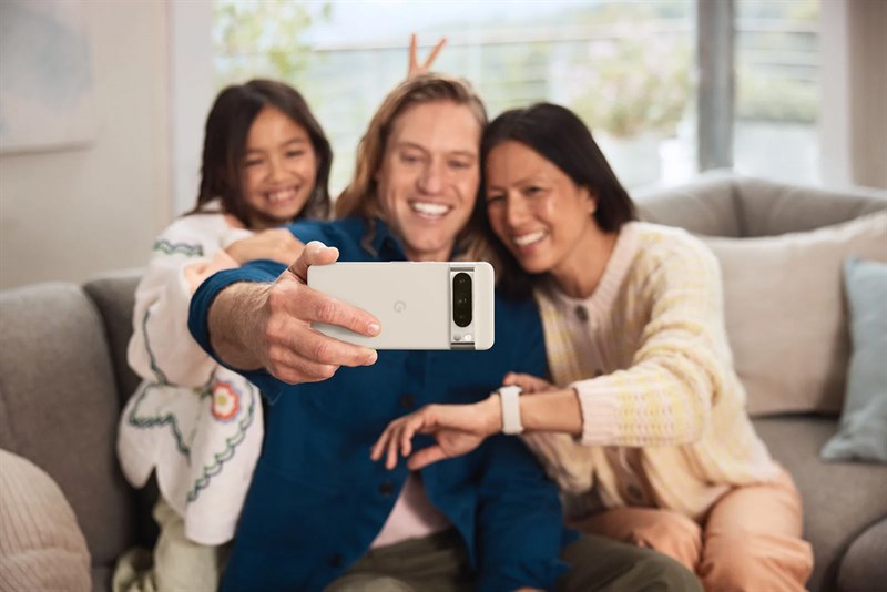 Dòng Pixel 8 cũng mang lại nhiều nâng cấp về camera (Ảnh: Google) Dòng Pixel 8 cũng mang lại nhiều nâng cấp về camera (Ảnh: Google)