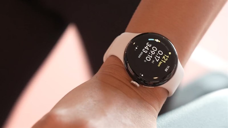 Pixel Watch 2 hỗ trợ nhiều tính năng chăm sóc sức khỏe như đo nhịp tim, SpO2,... Pixel Watch 2 hỗ trợ nhiều tính năng chăm sóc sức khỏe như đo nhịp tim, SpO2,...