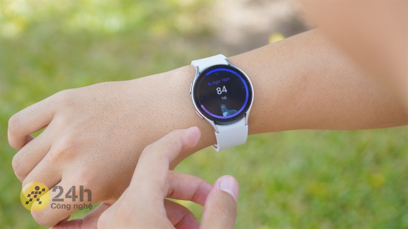 Samsung Galaxy Watch6 huấn luyện viên giấc ngủ