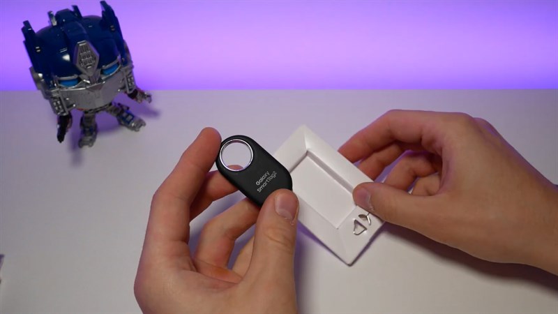 Galaxy SmartTag 2 và phụ kiện đi kèm Galaxy SmartTag 2 và phụ kiện đi kèm