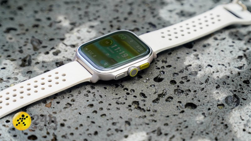 Cạnh trái của Amazfit Cheetah Square có 3 nút và nổi bật nhất là nút hành động nhanh màu vàng chanh