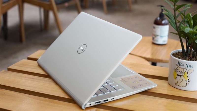 Laptop có bảo mật vân tay cực an toàn, giá học sinh chỉ từ 7.99 triệu Laptop có bảo mật vân tay cực an toàn, giá học sinh chỉ từ 7.99 triệu