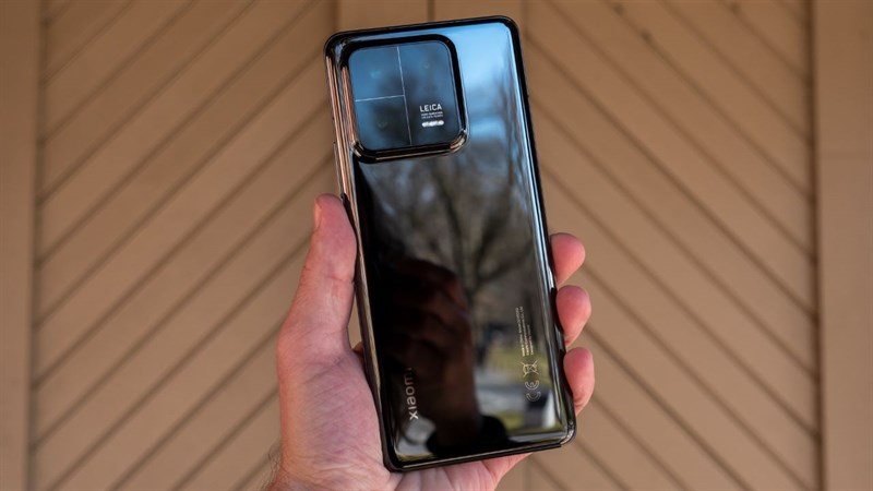 Xiaomi 14 Pro vẫn sẽ có chuẩn kháng nước và bụi IP68 cũng như cảm biến Sony IMX989 1 inch như trên Xiaomi 13 Pro