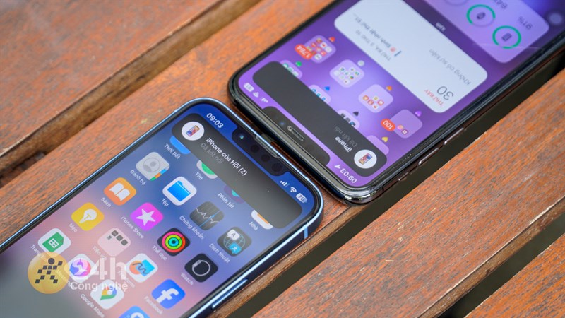 Đánh giá iPhone 14 sau 1 năm: Thiết kế vẫn hợp thời, hiệu năng và thời lượng sử dụng pin được cải thiện Khi để gần hai chiếc iPhone chạy iOS 17, cả hai sẽ được kết nối và dễ dàng truyền file.