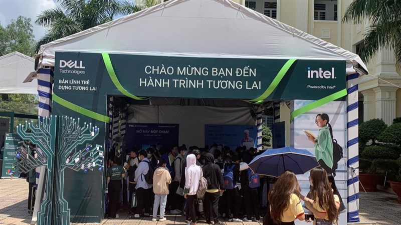 Chương trình 'Bản lĩnh trẻ, dựng tương lai' đã có mặt tại trường Đại học Bách khoa Hà Nội