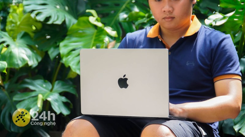 MacBook Pro 14 M2 Pro sở hữu tính linh động cao để mình mang đi sử dụng ở bất cứ đâu