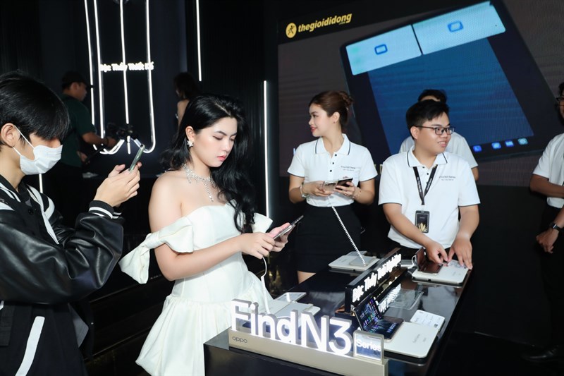 Toàn cảnh sự kiện trải nghiệm OPPO Find N3 Series tại Takashimaya Toàn cảnh sự kiện trải nghiệm OPPO Find N3 Series tại Takashimaya