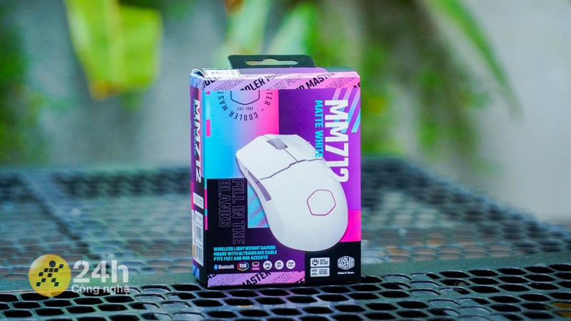 Hộp đựng Cooler Master MM712 được thiết kế rất bắt mắt Hộp đựng Cooler Master MM712 được thiết kế rất bắt mắt