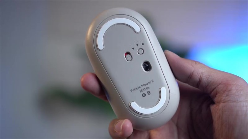 Trên tay Logitech Pebble 2 Trên tay Logitech Pebble 2