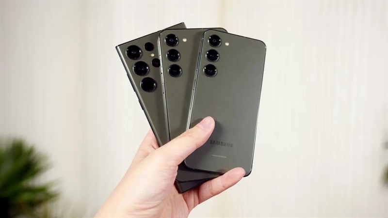 CEO của Qualcomm vô tình xác nhận các vi xử lý sẽ được trang bị trên Galaxy S24 Series CEO của Qualcomm vô tình xác nhận các vi xử lý sẽ được trang bị trên Galaxy S24 Series