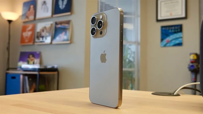 iPhone 15 Pro Max 256GB giảm sốc nhất từ trước đến nay, số lượng có hạn iPhone 15 Pro Max 256GB giảm sốc nhất từ trước đến nay, số lượng có hạn