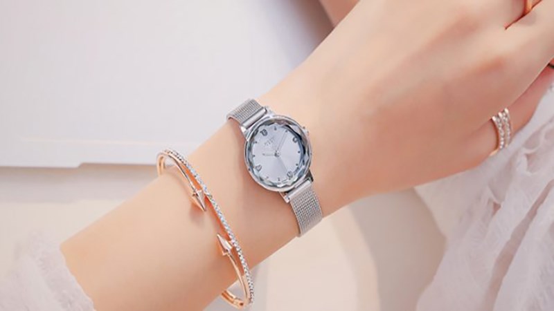 Đồng hồ là món quà ý nghĩa để tăng vợ Đồng hồ là món quà ý nghĩa để tăng vợ