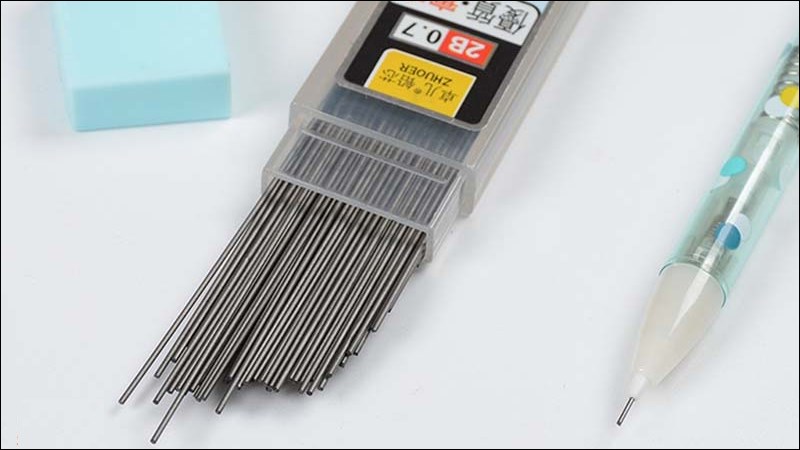Hãy sử dụng cẩn thận và dừng lại ngay khi không thể chọc SIM Hãy sử dụng cẩn thận và dừng lại ngay khi không thể chọc SIM