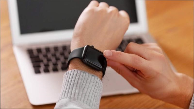 Nên yêu cầu người bán thoát iCloud nếu mua sang tay Nên yêu cầu người bán thoát iCloud nếu mua Apple Watch sang tay