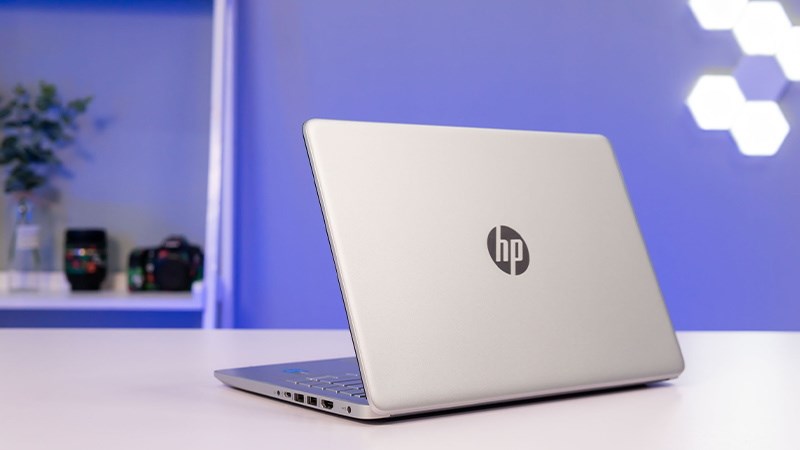 Nên lựa chọn laptop sử dụng ổ cứng SSD Nên lựa chọn laptop sử dụng ổ cứng SSD