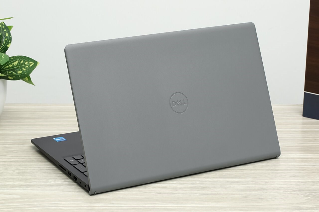 Laptop Dell Vostro 15 3520 i5 1235U/8GB/512GB/120Hz/OfficeHS/KYHD/Win11 (V5I5610W1) 