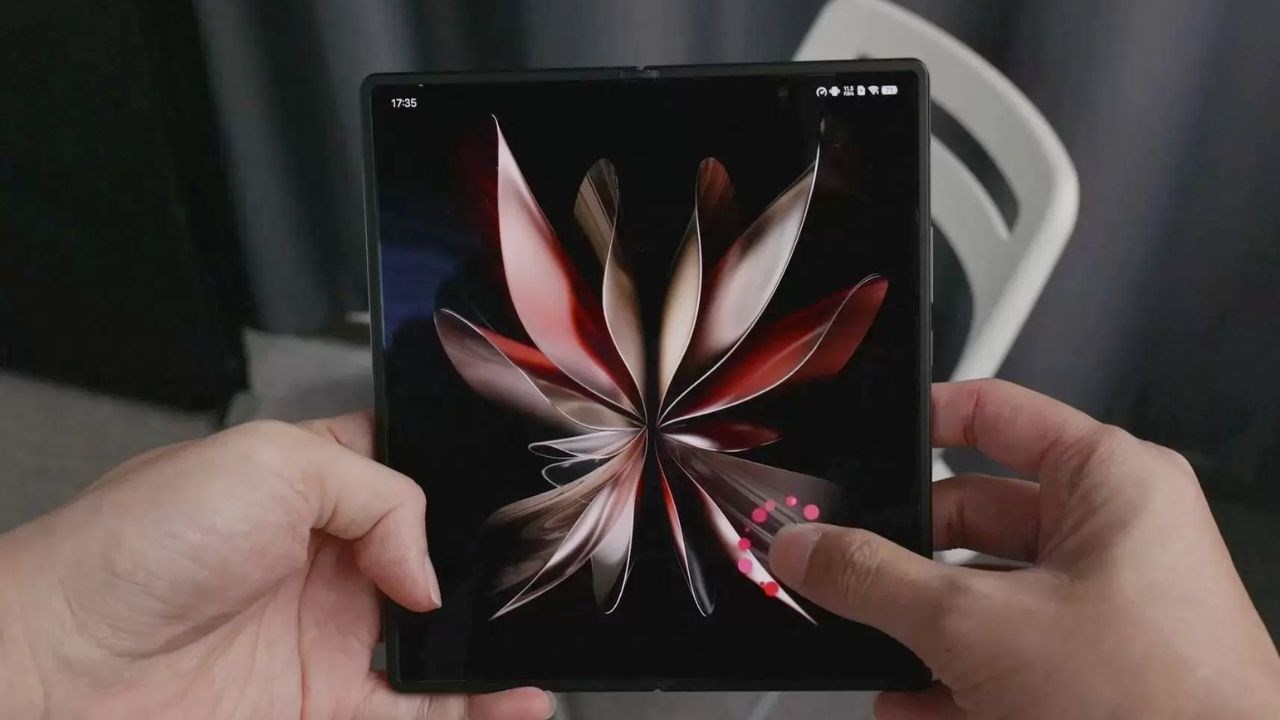 Vivo X Fold 3 Pro sở hữu nhiều trang bị hấp dẫn và đỉnh cao Vivo X Fold 3 Pro sở hữu nhiều trang bị hấp dẫn và đỉnh cao