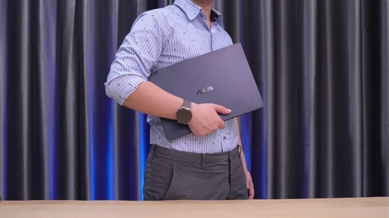 Dễ dàng mang theo mọi lúc, mọi nơi Dễ dàng mang theo mọi lúc, mọi nơi