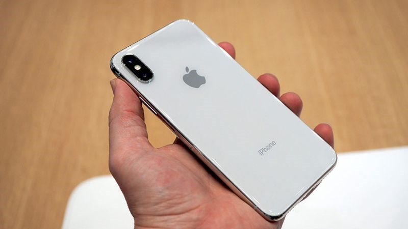 IPhone màu trắng sang tinh tế